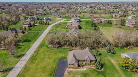 View/Area - 9042 Mckendry Dr, Saline, MI 48176 photo 2 of 4