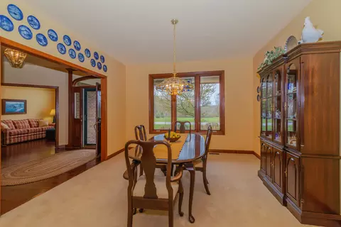 Dining - 9042 Mckendry Dr, Saline, MI 48176 photo 7 of 7