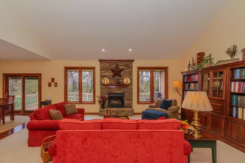 Living - 9042 Mckendry Dr, Saline, MI 48176 photo 2 of 10
