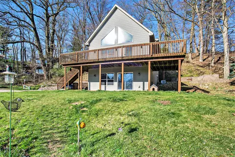 766 Stonecrest Dr NE, Sparta, MI 49345