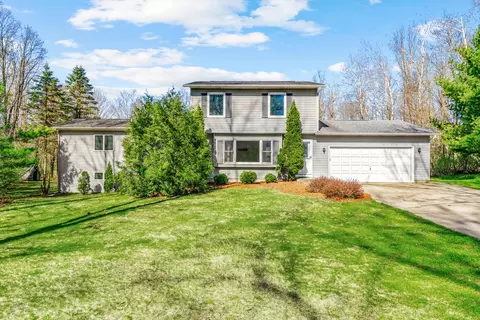 3752 S 4th St, Kalamazoo, MI 49009