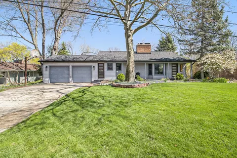 1661 Millbank St SE, Grand Rapids, MI 49508
