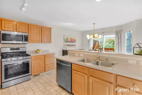 Kitchen - 592 Abbey Mill Dr SE, Ada, MI 49301 photo 2 of 4