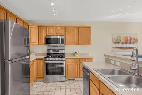 Kitchen - 592 Abbey Mill Dr SE, Ada, MI 49301 photo 3 of 4