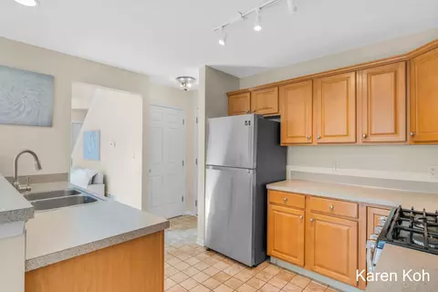 Kitchen - 592 Abbey Mill Dr SE, Ada, MI 49301 photo 4 of 4