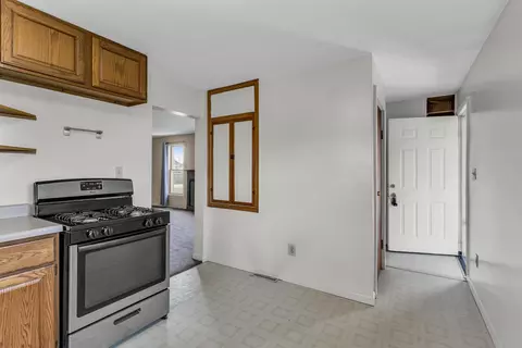 526 Barrett Ave, Jackson, MI 49202 photo 9