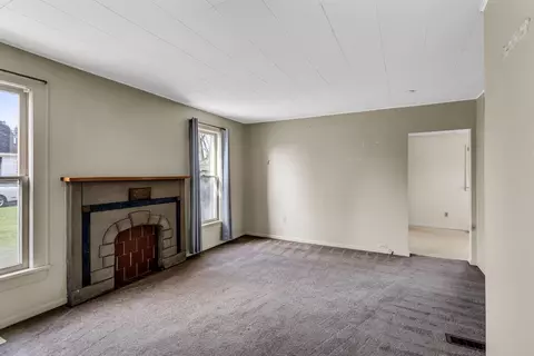 526 Barrett Ave, Jackson, MI 49202 photo 6