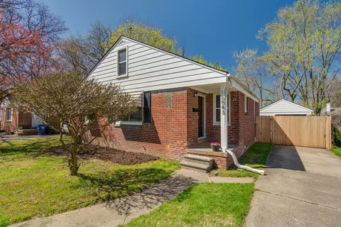 16543 Five Points St, Redford, MI 48240