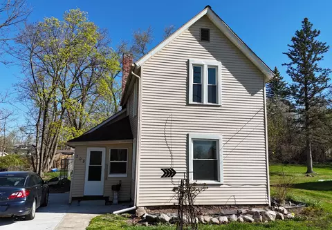 208 Euclid Ave, Jackson, MI 49203