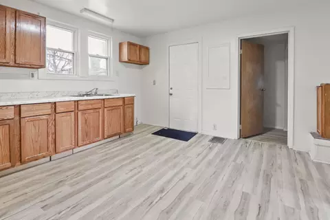Kitchen - 208 Euclid Ave, Jackson, MI 49203 photo 2 of 3