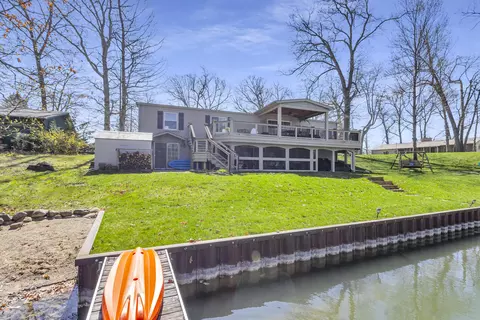 Exterior - 11540 N Lakeside Dr, Jerome, MI 49249 photo 3 of 14