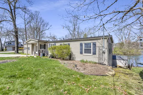 Exterior - 11540 N Lakeside Dr, Jerome, MI 49249 photo 7 of 14