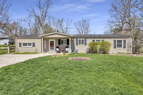 Exterior - 11540 N Lakeside Dr, Jerome, MI 49249 photo 8 of 14