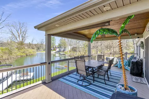 Exterior - 11540 N Lakeside Dr, Jerome, MI 49249 photo 5 of 14