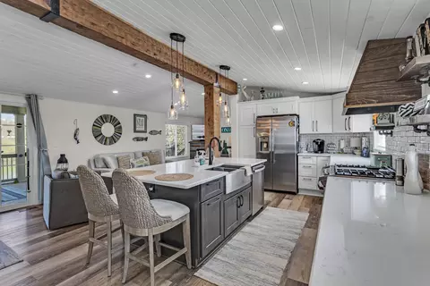 Kitchen - 11540 N Lakeside Dr, Jerome, MI 49249 photo 2 of 8