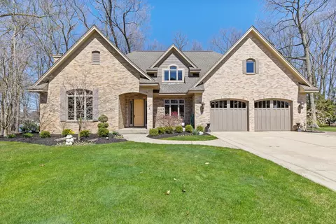 823 Barkentine Dr, Holland, MI 49424