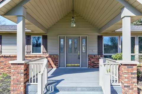 4659 Kenowa Ave SW, Grandville, MI 49418