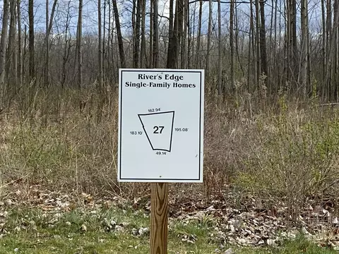 3381 Rivers Edge Dr, St. Joseph, MI 49085