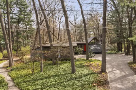 Exterior - 7448 Thorncrest Dr SE, Ada, MI 49301 photo 14 of 17