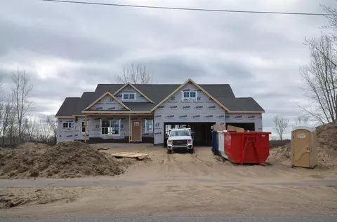 14468 Quincy St, Holland, MI 49424