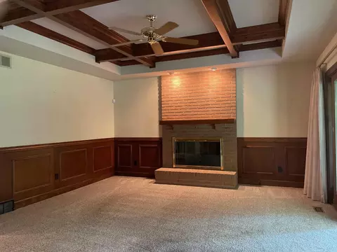 Living - 1870 Lexington Blvd, Jackson, MI 49201 photo 3 of 3