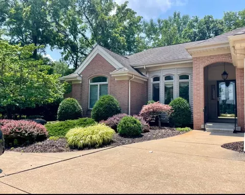 Exterior - 1870 Lexington Blvd, Jackson, MI 49201 photo 2 of 21