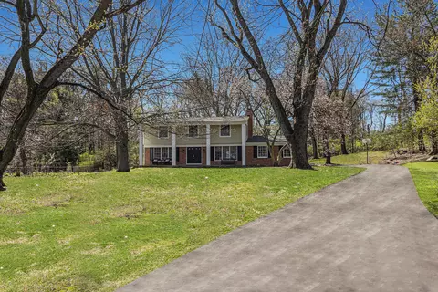 1451 Warrington Cir, Ann Arbor, MI 48103