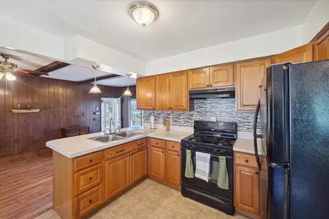 1432 Hillside Dr, Flint, MI 48532 photo 5