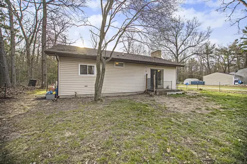 748 N Peterson Rd, Muskegon, MI 49445