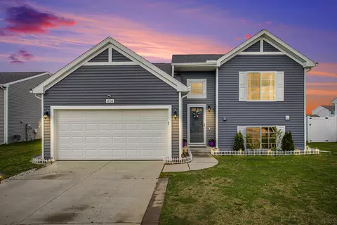 1630 Tea Pond Ct, Vicksburg, MI 49097