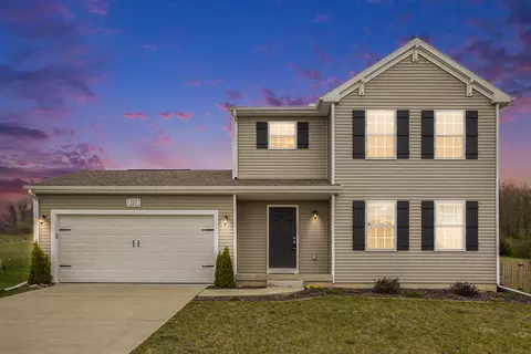 220 Station Hill St, Galesburg, MI 49053