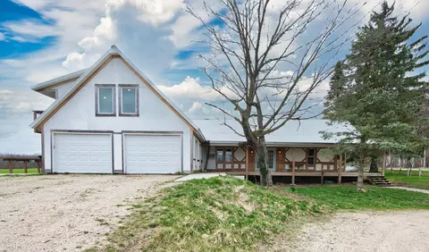6900 W 80th St, Fremont, MI 49412