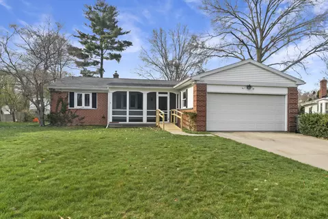 1425 Regina Ave, Portage, MI 49024