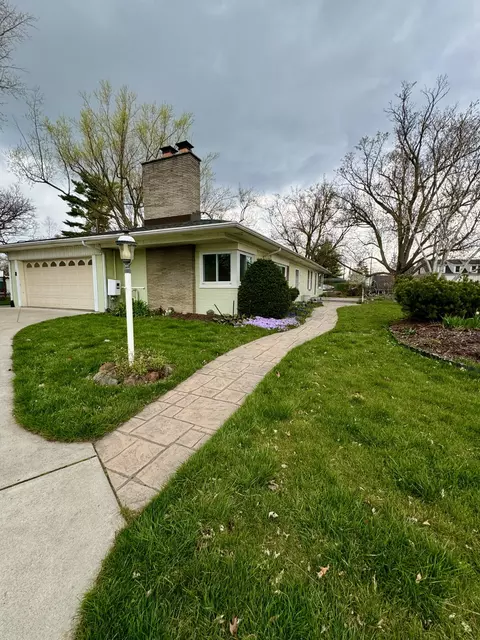Exterior - 3216 Adele Ter, Commerce Twp, MI 48382 photo 11 of 12