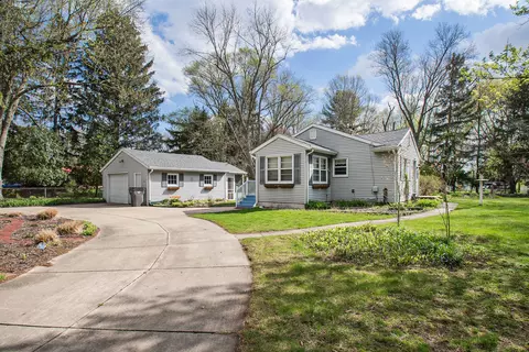 2419 Yankee St, Niles, MI 49120