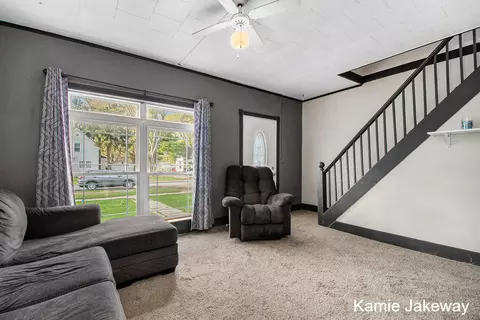 916 Masonic St, Belding, MI 48809 photo 16