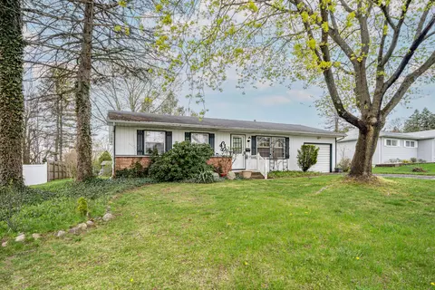 720 Greenridge Rd, Battle Creek, MI 49015