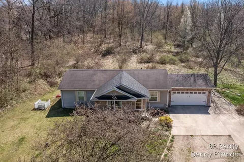 10895 W Ford Rd, Plainwell, MI 49080 photo 2
