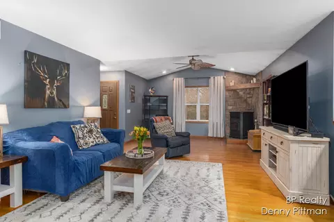 10895 W Ford Rd, Plainwell, MI 49080 photo 3