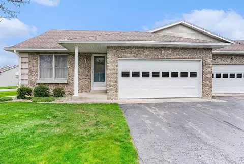 10656 W Stockbridge Ct, Zeeland, MI 49464