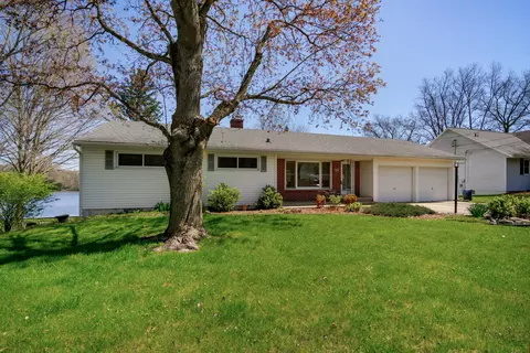 3509 Lake Allegan Dr, Allegan, MI 49010