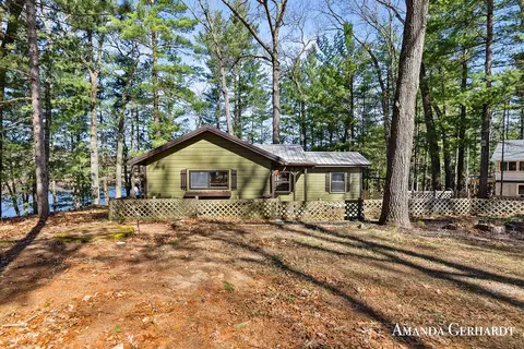 4701 S Spruce Ave, White Cloud, MI 49349