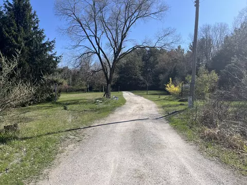 3195 W Michillinda Rd, Whitehall, MI 49461