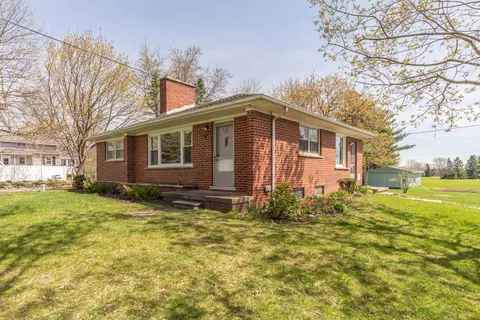 6221 Ann Arbor - Saline Rd, Saline, MI 48176