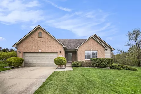 673 Parkside Ct, Chelsea, MI 48118
