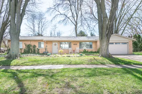 23886 Fenton Street St, Clinton Twp, MI 48036