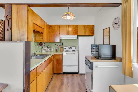 Kitchen - 11728 Bradley Dr, Jerome, MI 49249 photo 1 of 3