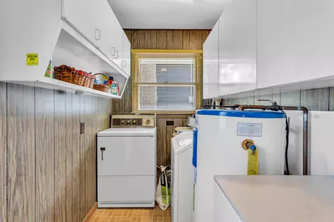 Kitchen - 11728 Bradley Dr, Jerome, MI 49249 photo 3 of 3