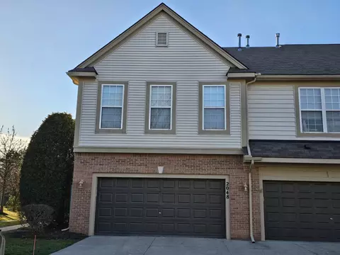 2048 Pinecroft Dr, Canton, MI 48188