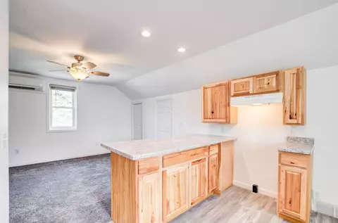 Kitchen - 916-918 S Sutton Rd, Jackson, MI 49203 photo 8 of 11